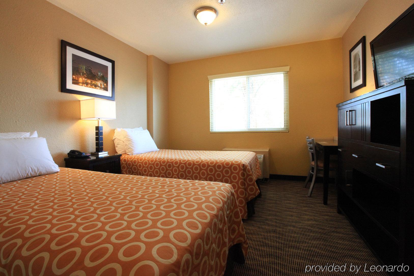 Quality Inn San Diego Downtown North Номер фото